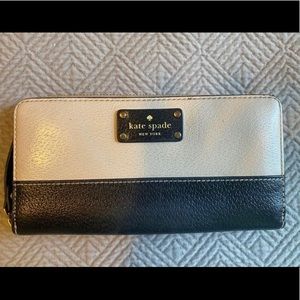 Kate Spade Large Continental Wallet